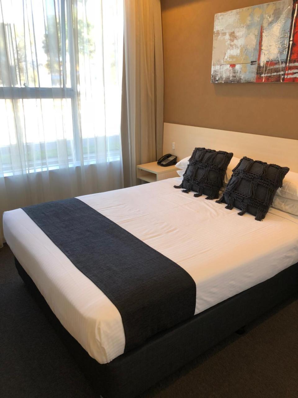 Adelaide Airport Motel Экстерьер фото